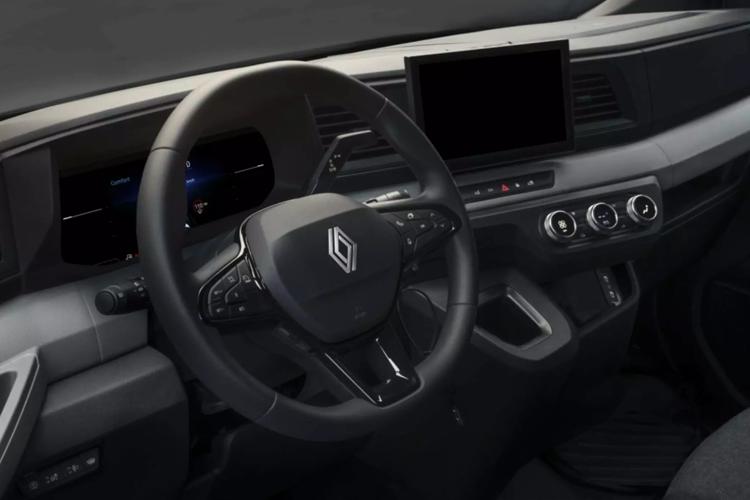 3458175 LM40 104kW 87kWh Advance Medium Roof Van Auto